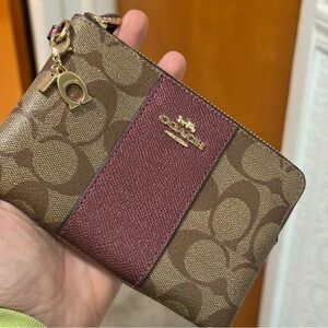 COACH Signature Leather Khaki/Metallic Wine Corner Zip Wristlet Purse Wallet